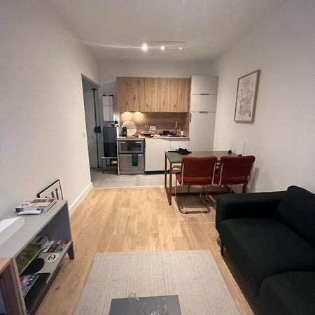 Cosy Canal St Martin Apartment Париж Екстер'єр фото